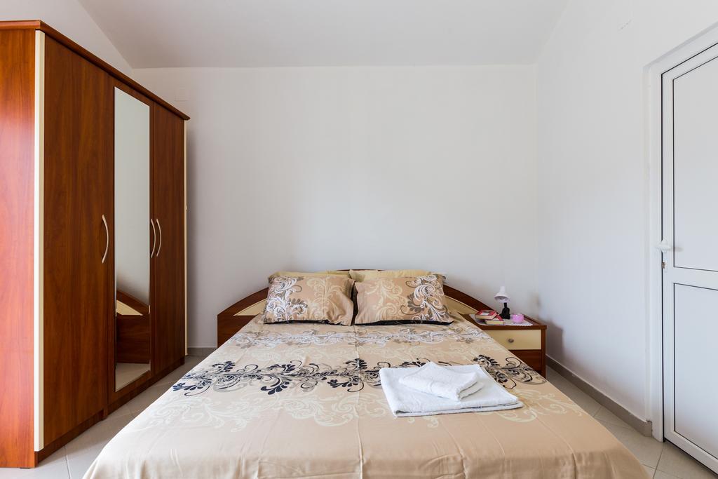 Apartments Sofia 수토모레 외부 사진